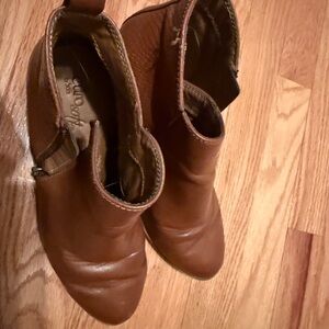 Lucky Brand Women's Chestnut Brown Leather Ankle Booties
